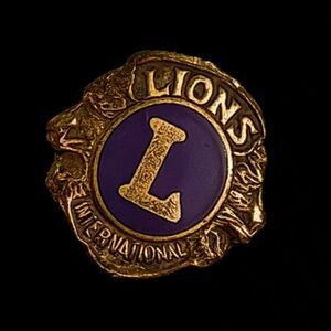 VTG Lions Club International Gold Tone Metal Purple Enamel Service Lapel Pin